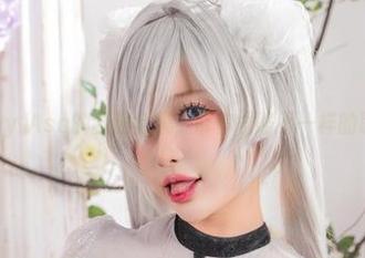 下载Tiny Asa的制服全集，带你领略不一样的职业风！